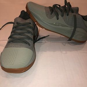 Under Armour UA Curry 4 Low Grove Green/Gum